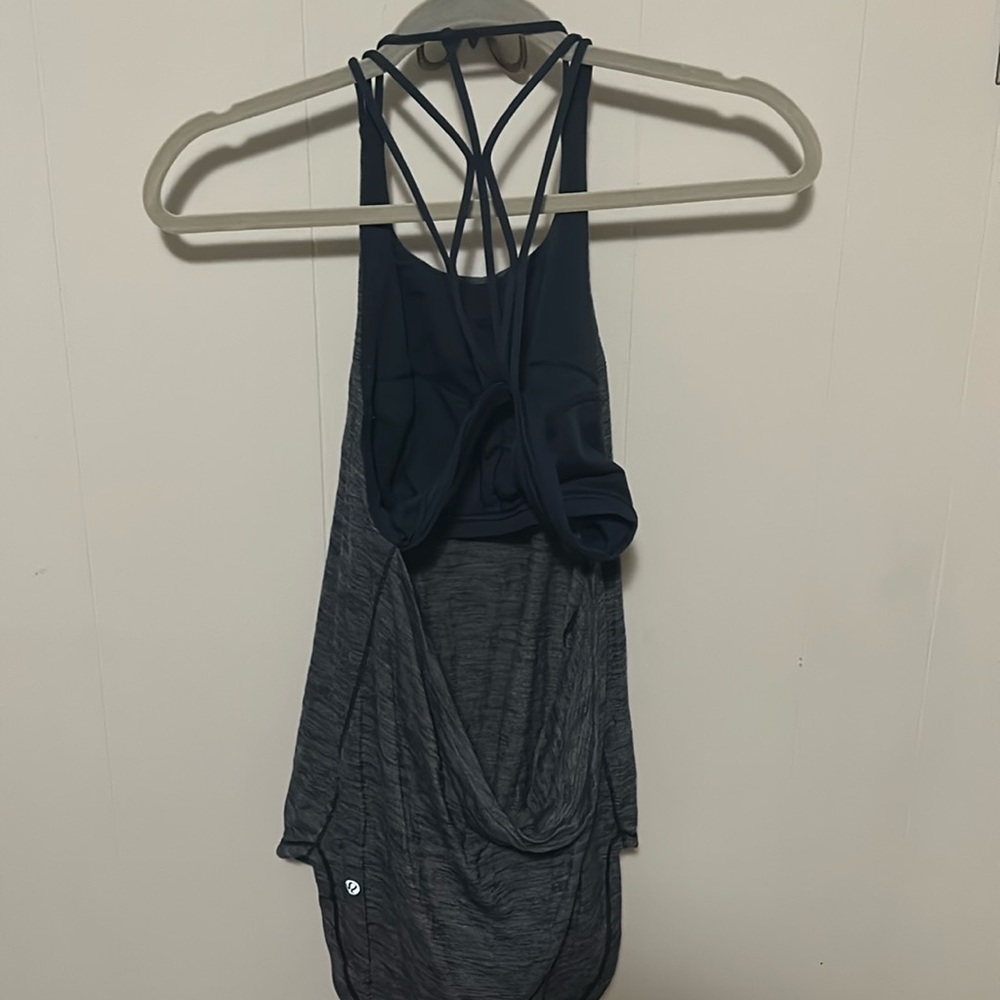 Lululemon tank top with built in bra